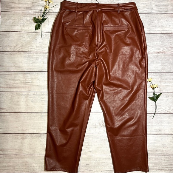 EXPRESS Super High Waisted Vegan Leather Belted Ankle Pant - Picture 8 of 16